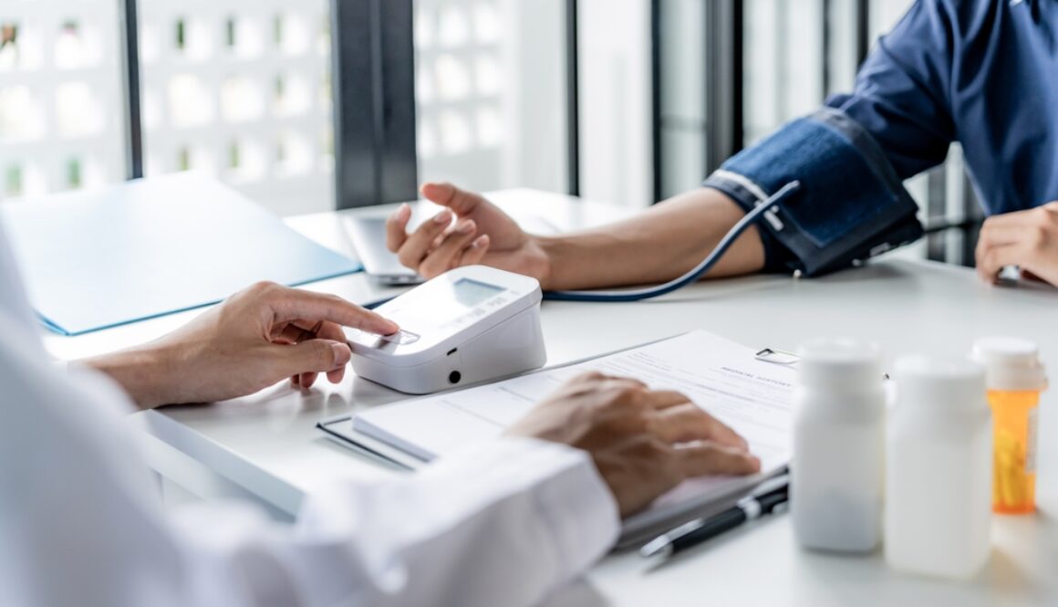 photo of measuring blood pressure in doctor's office